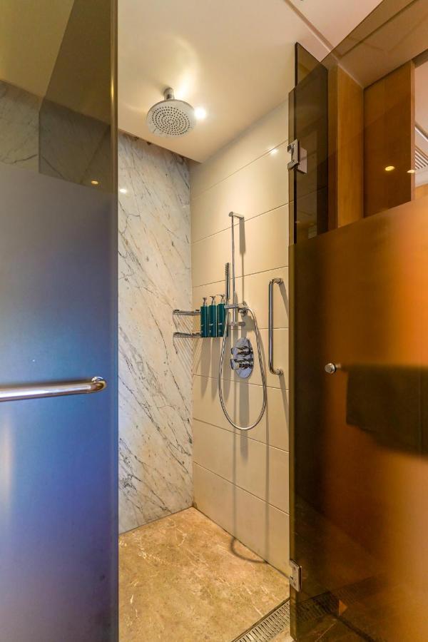 Hilton 5*