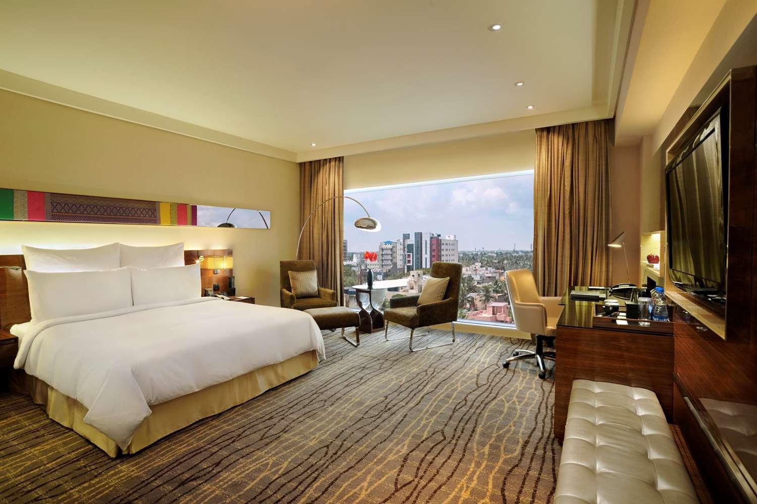Hilton Hotel 5*