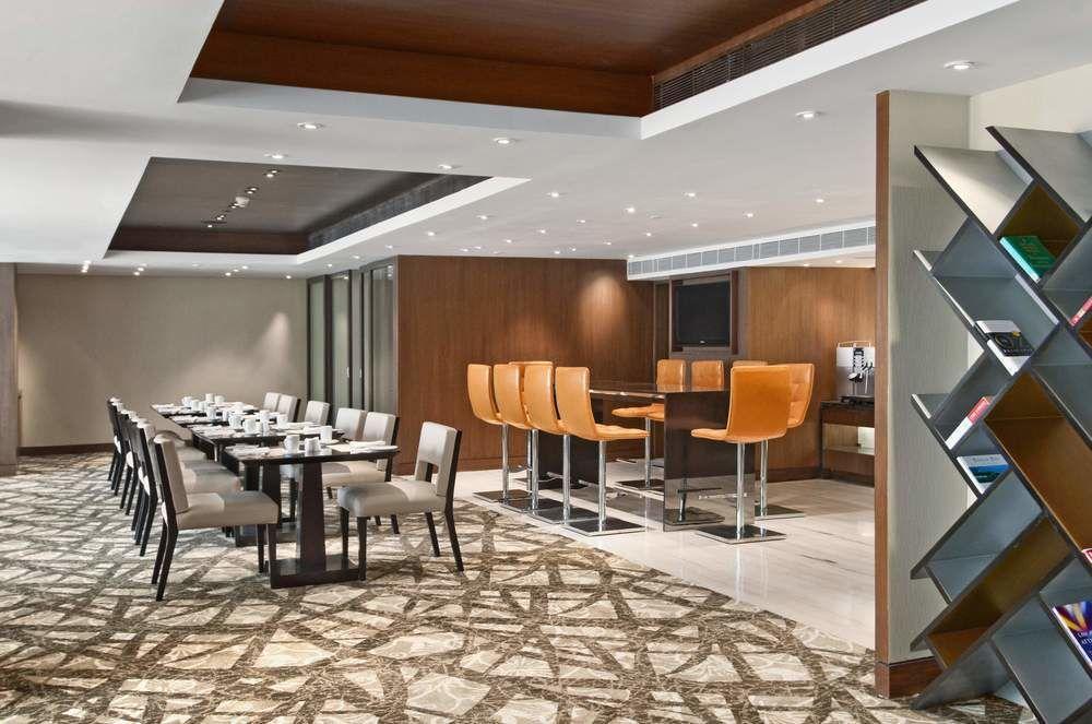 Hilton Hotel 5*